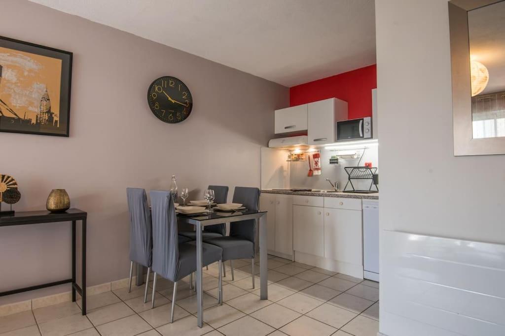 L'Escale Apartment Angers Ngoại thất bức ảnh